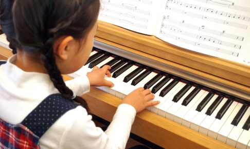 ピアノ